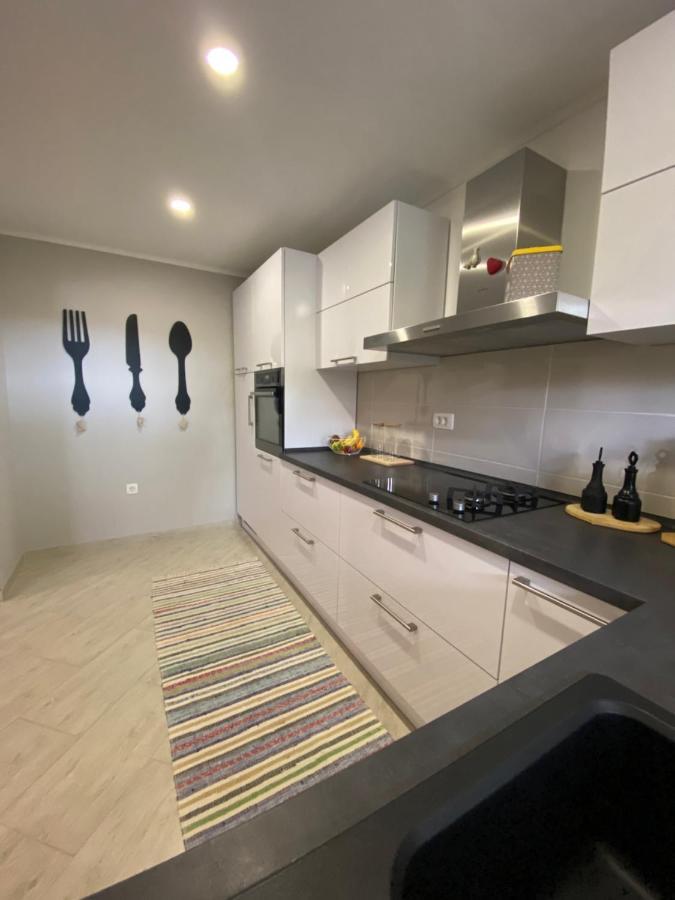 Apartman Petra Gustirna Dış mekan fotoğraf